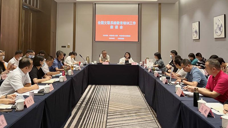小标题：编程课程，不仅仅是代码的学习